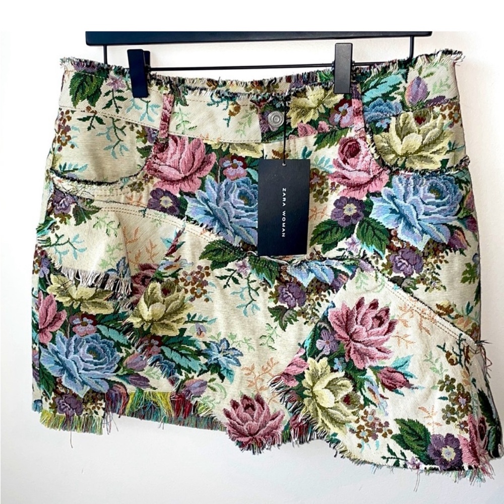 Zara mini skirt